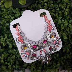 💥FINAL SALE💥 Gemstone Statement Necklace